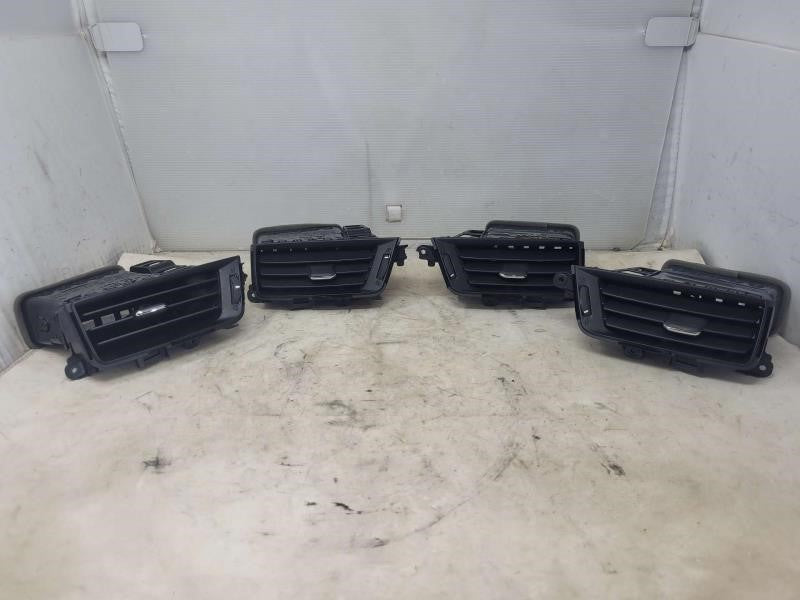 2017 SIERRA150 SET OF 4 DASH VENTS 962 - image 1