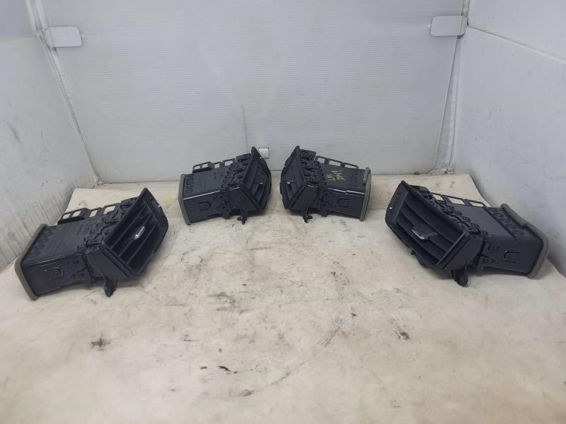2017 SIERRA150 SET OF 4 DASH VENTS 962 - image 2