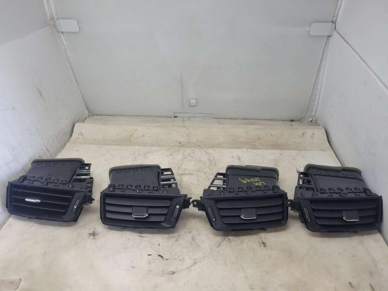 2017 SIERRA150 SET OF 4 DASH VENTS 962 - image 5