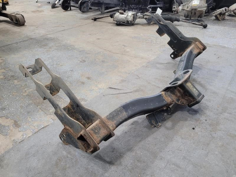 2014 SILVRDO15 OEM TRAILER HITCH, 1500 981 - image 9